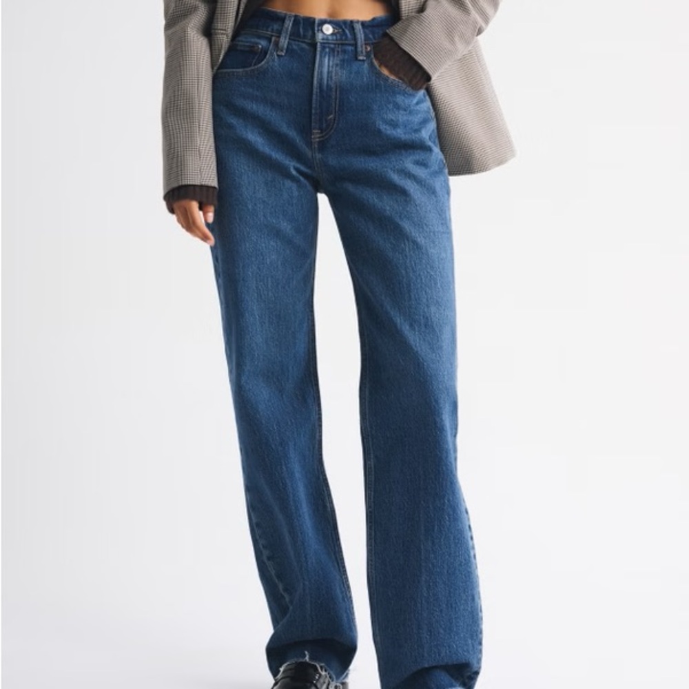 High Rise 90s Relaxed Raw Hem Jean, size 24 dark raw hem